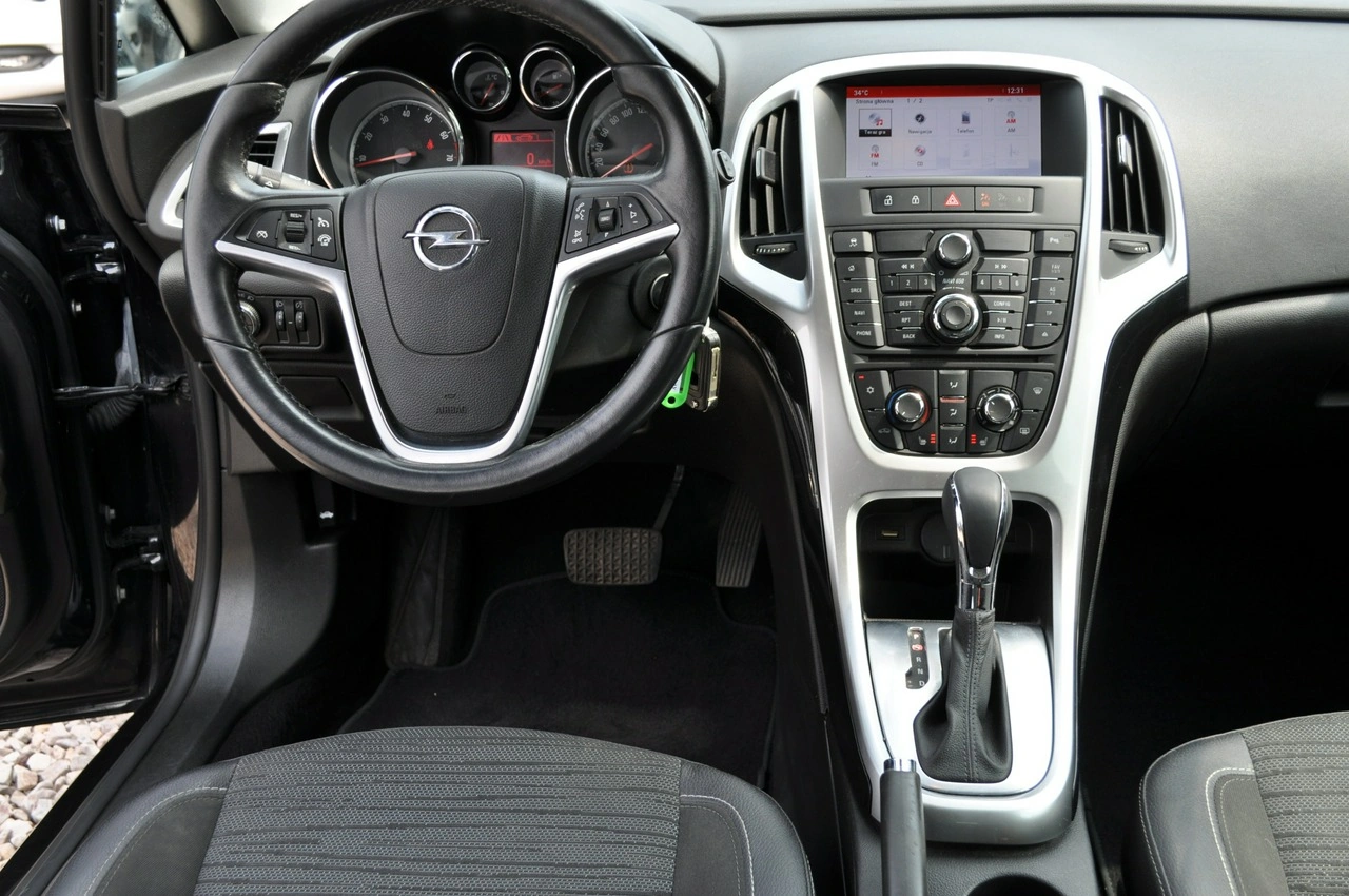 Opel Astra - Zdjęcie 15