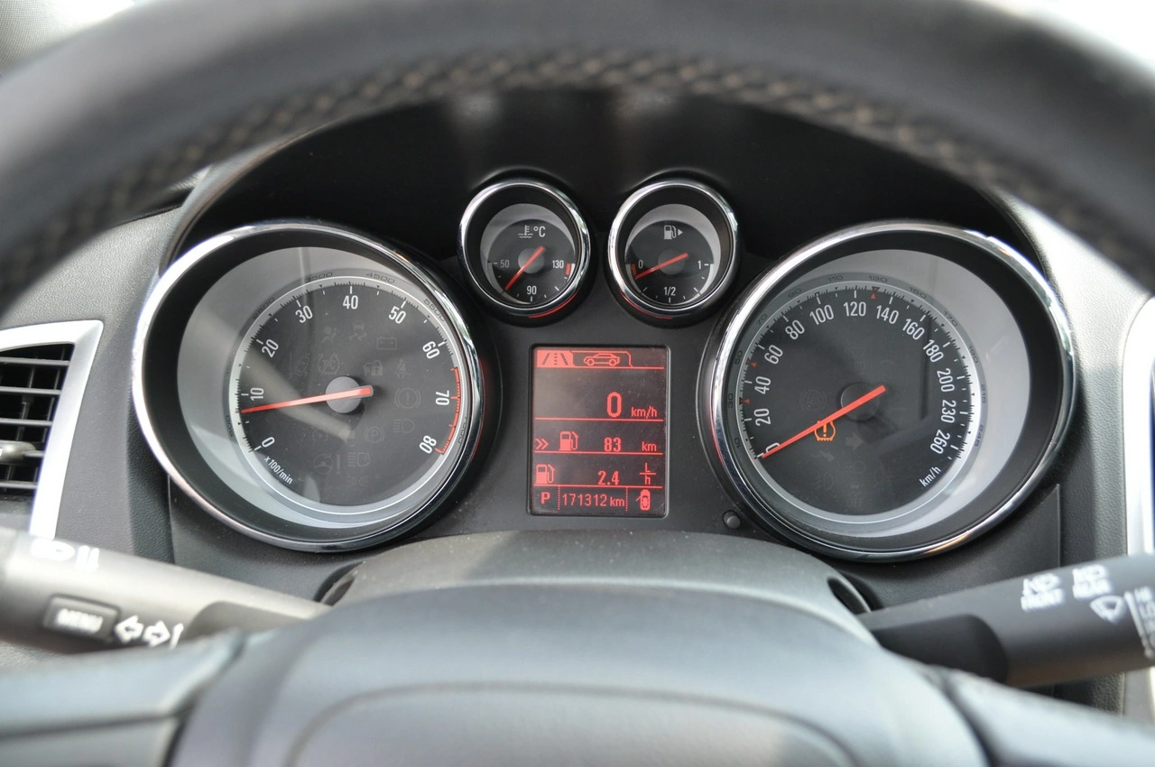 Opel Astra - Zdjęcie 16