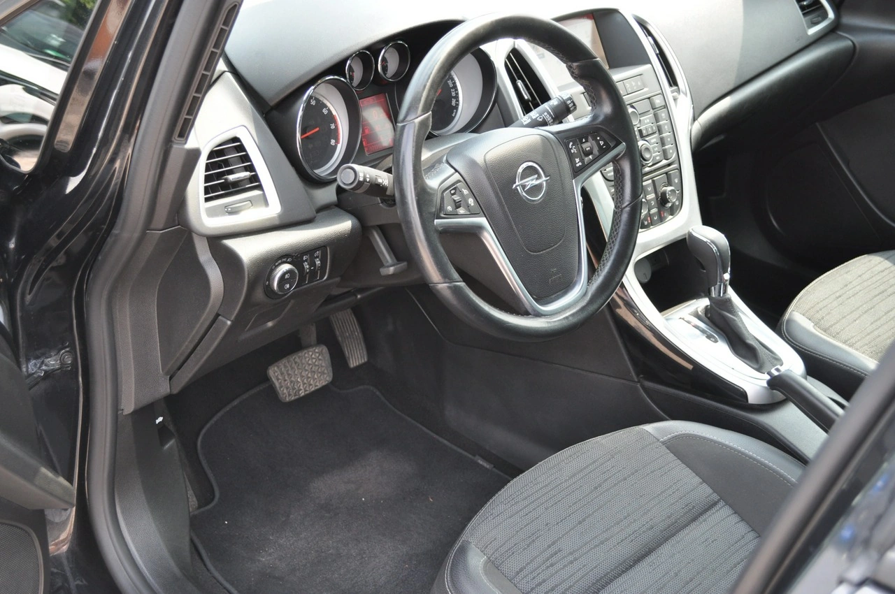 Opel Astra - Zdjęcie 19