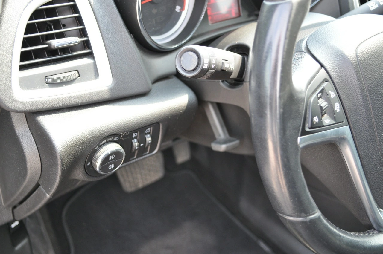 Opel Astra - Zdjęcie 22