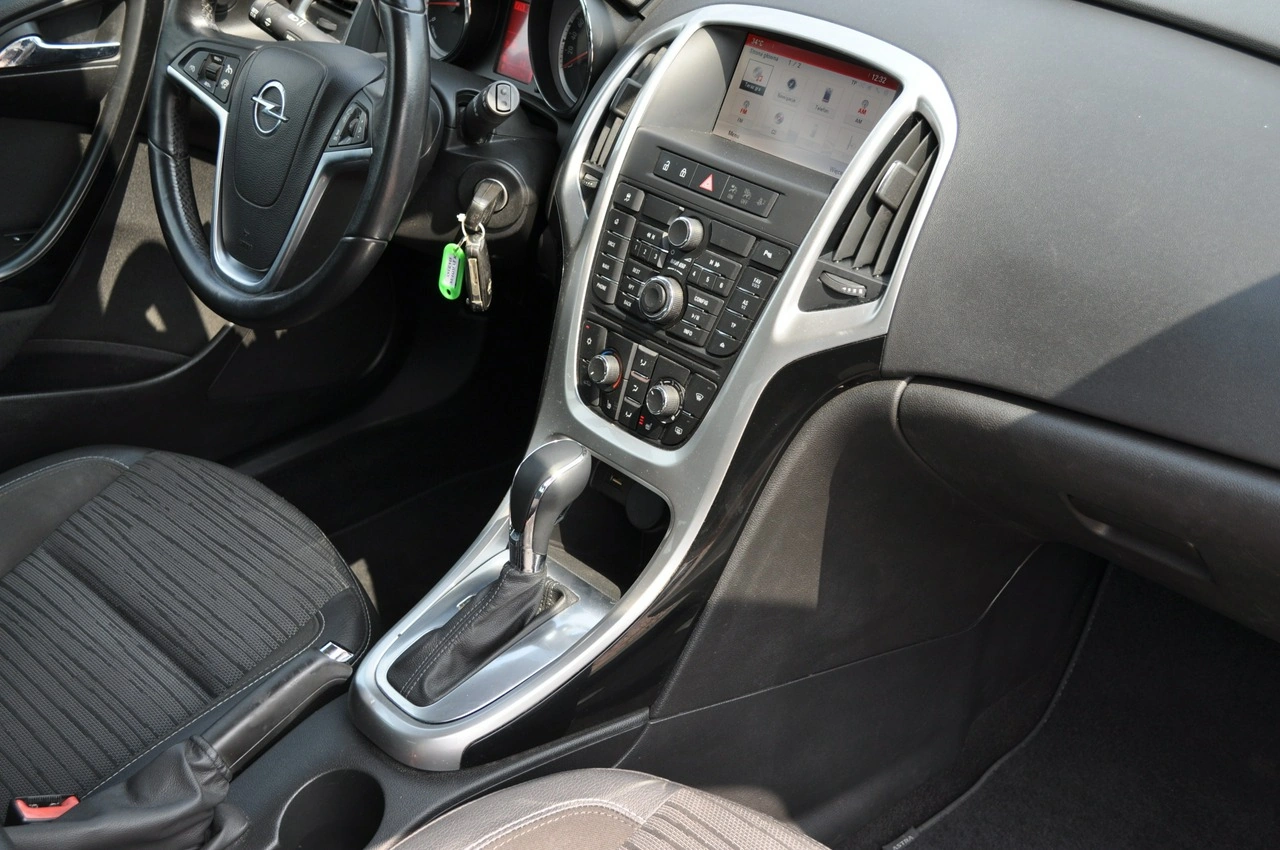 Opel Astra - Zdjęcie 26