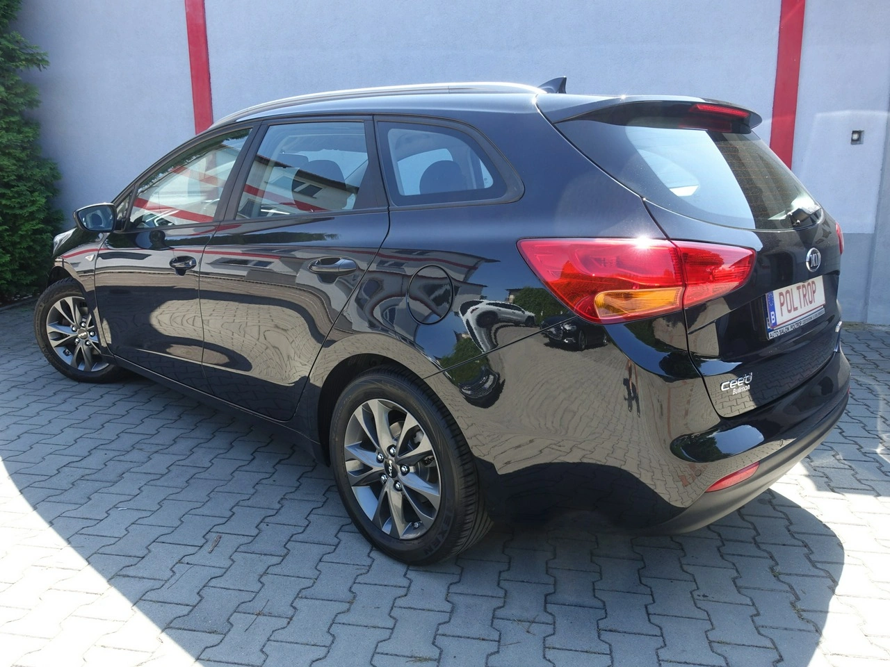 Kia Ceed - Zdjęcie 4