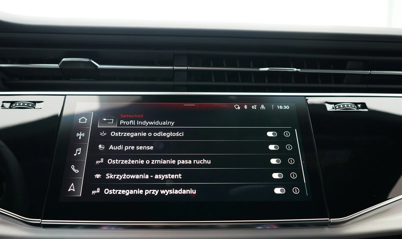 Audi Q8 - Zdjęcie 38