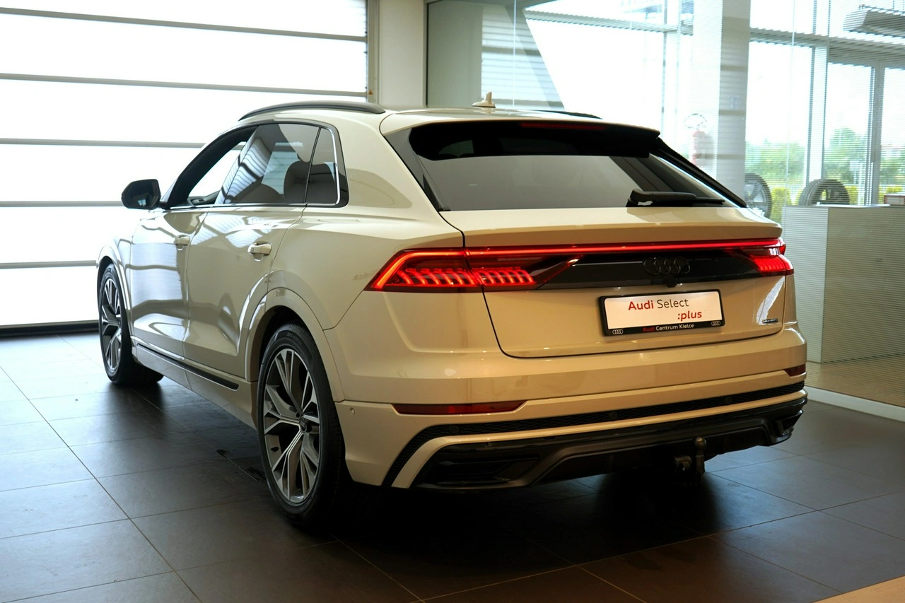 Audi Q8 - Zdjęcie 1