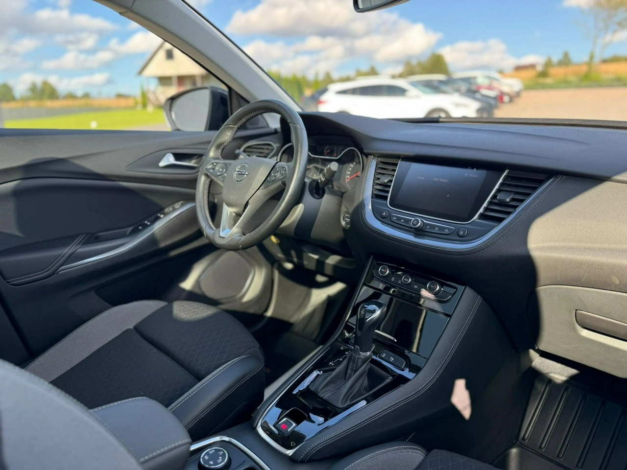 Opel Grandland X - Zdjęcie 13