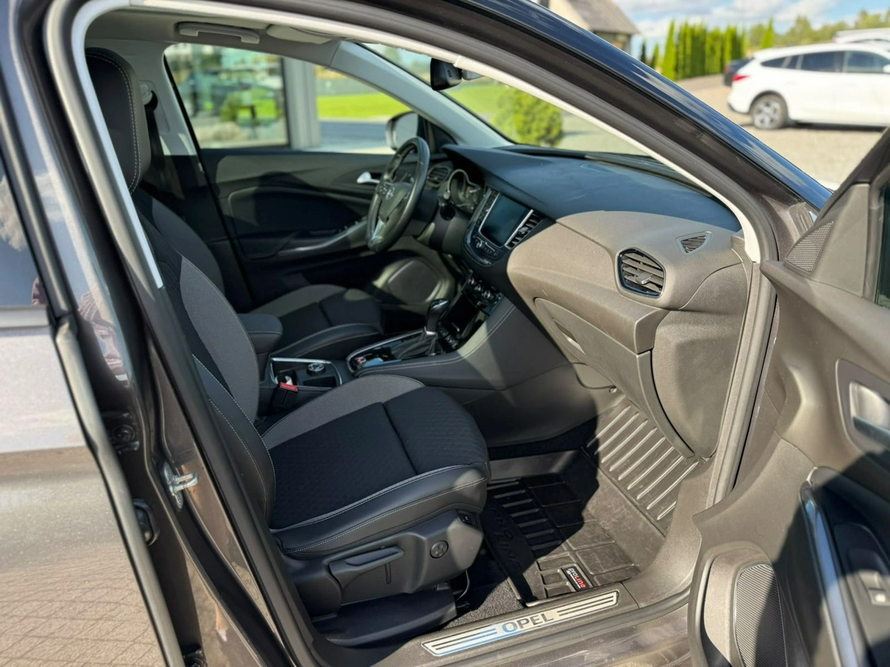 Opel Grandland X - Zdjęcie 14