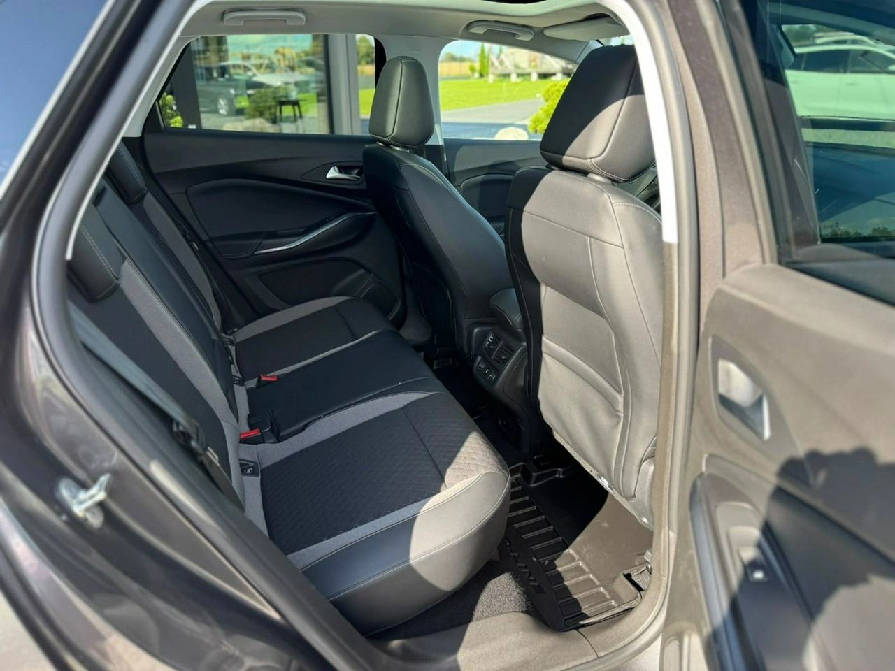 Opel Grandland X - Zdjęcie 18