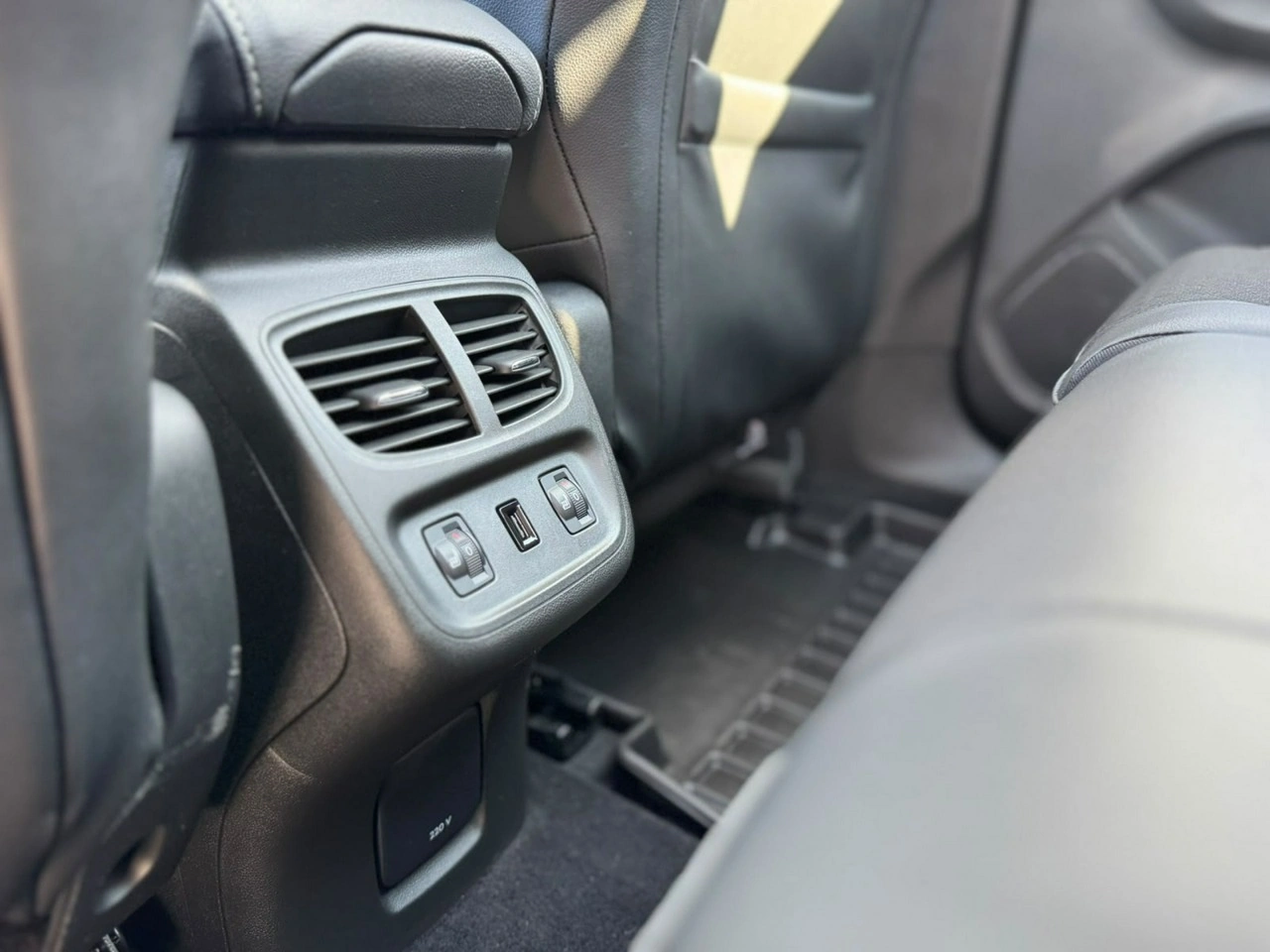 Opel Grandland X - Zdjęcie 27