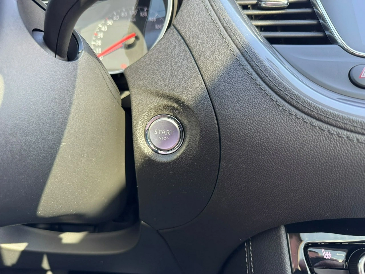 Opel Grandland X - Zdjęcie 31