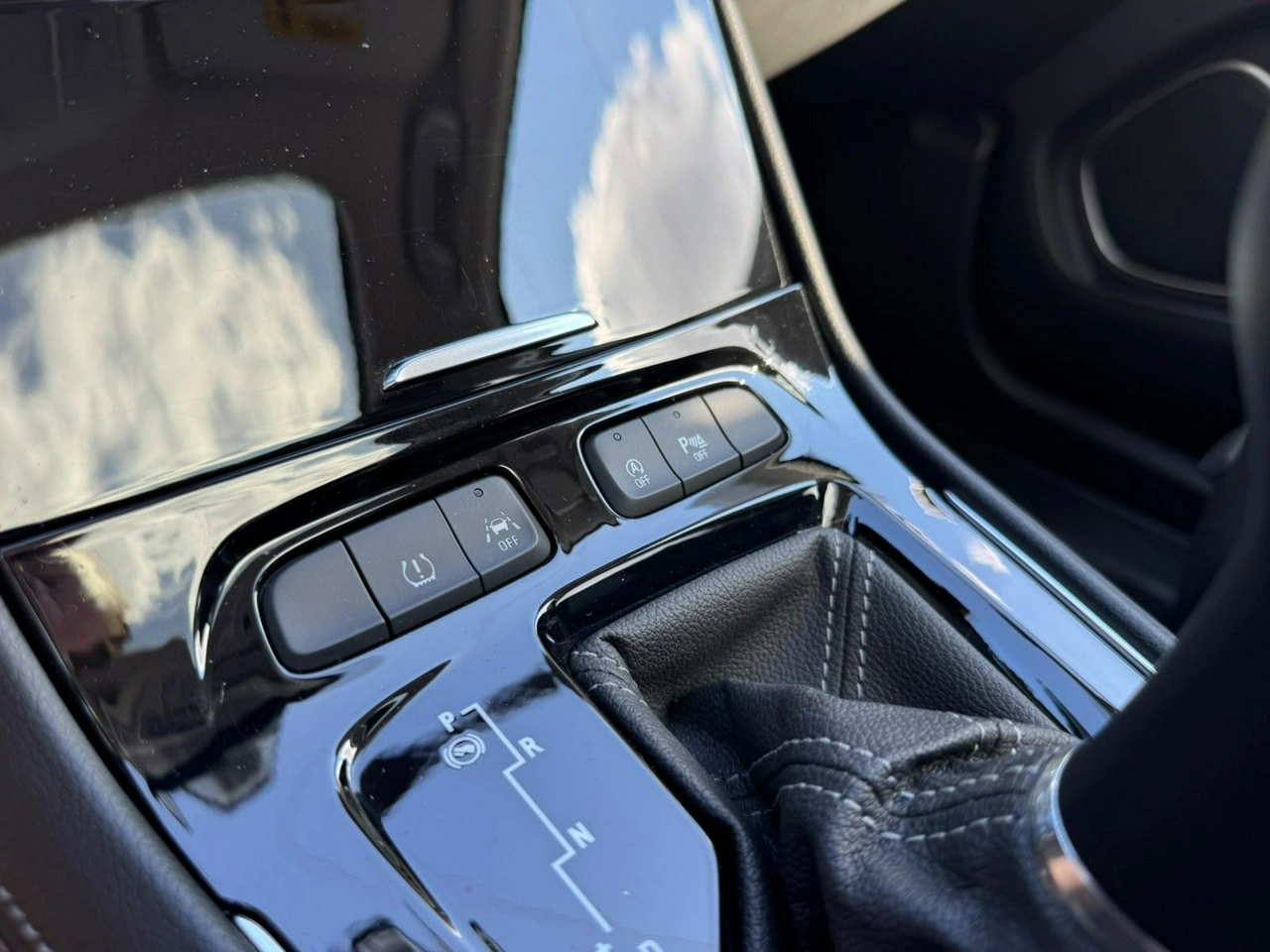 Opel Grandland X - Zdjęcie 32