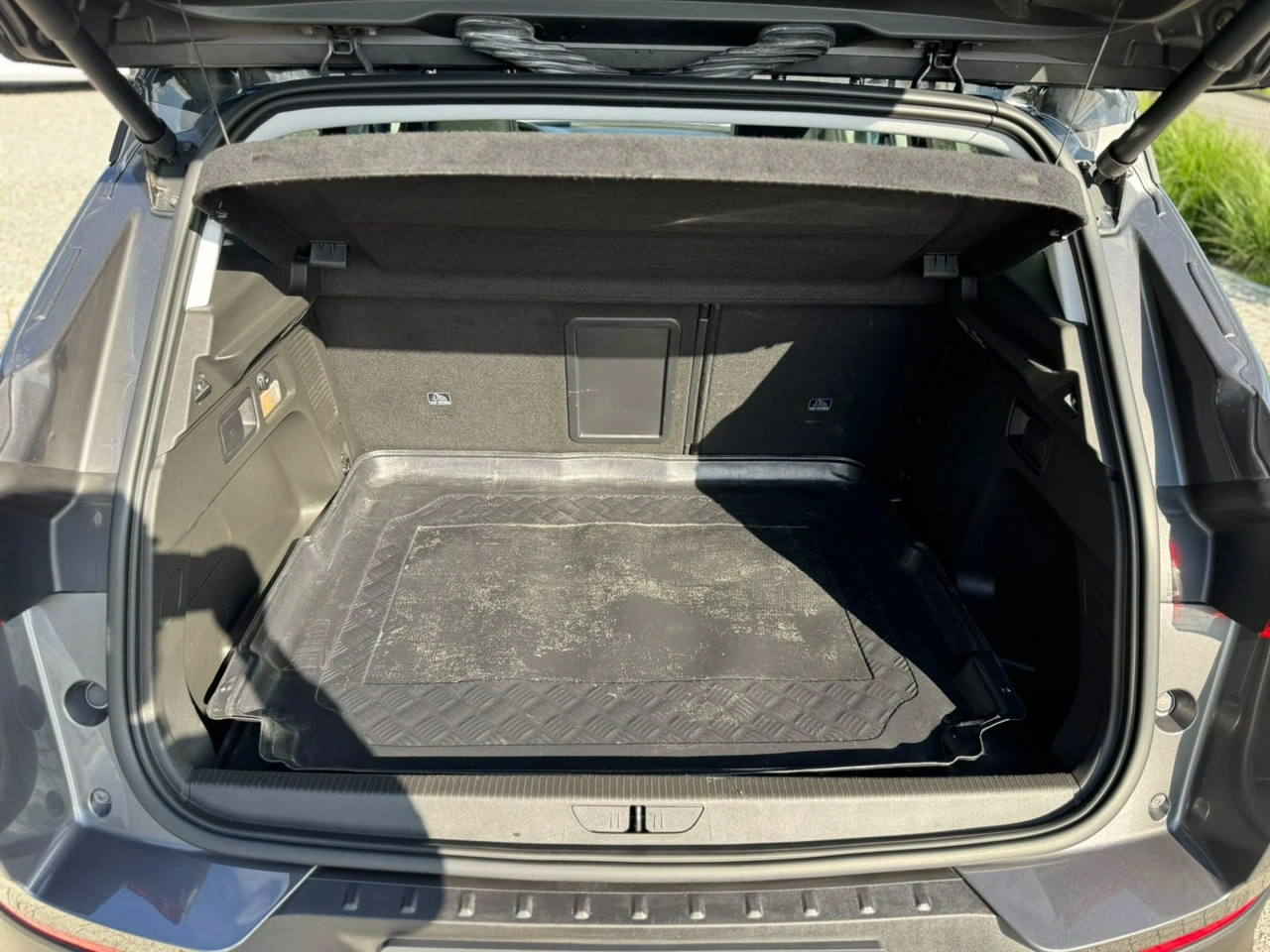 Opel Grandland X - Zdjęcie 38