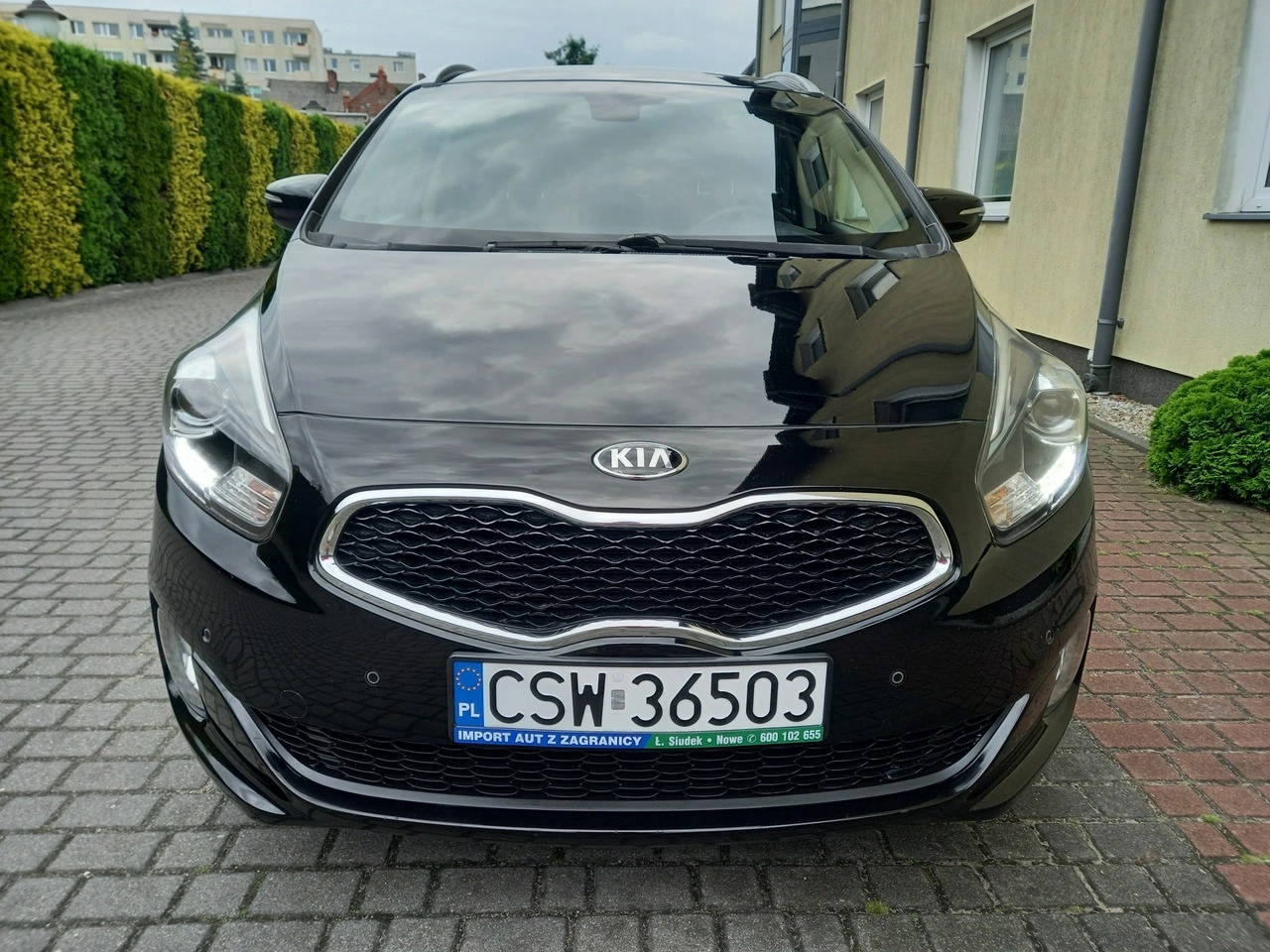 Kia Carens - Zdjęcie 10