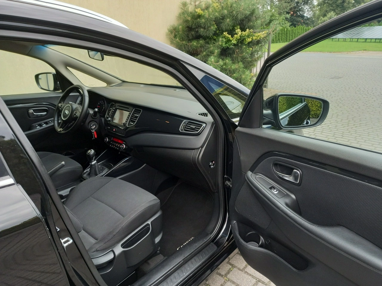 Kia Carens - Zdjęcie 20