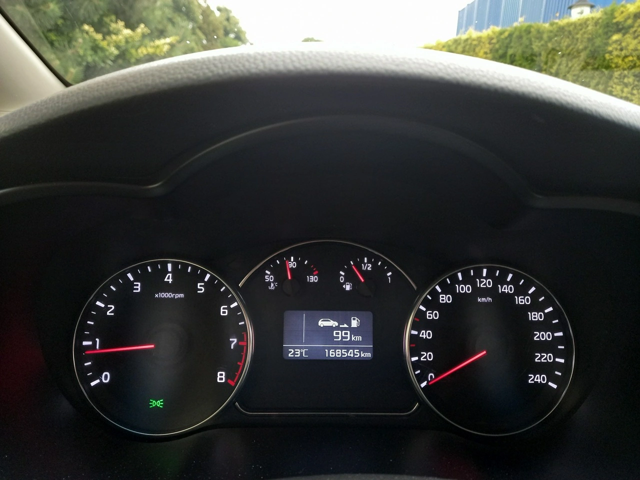 Kia Carens - Zdjęcie 27