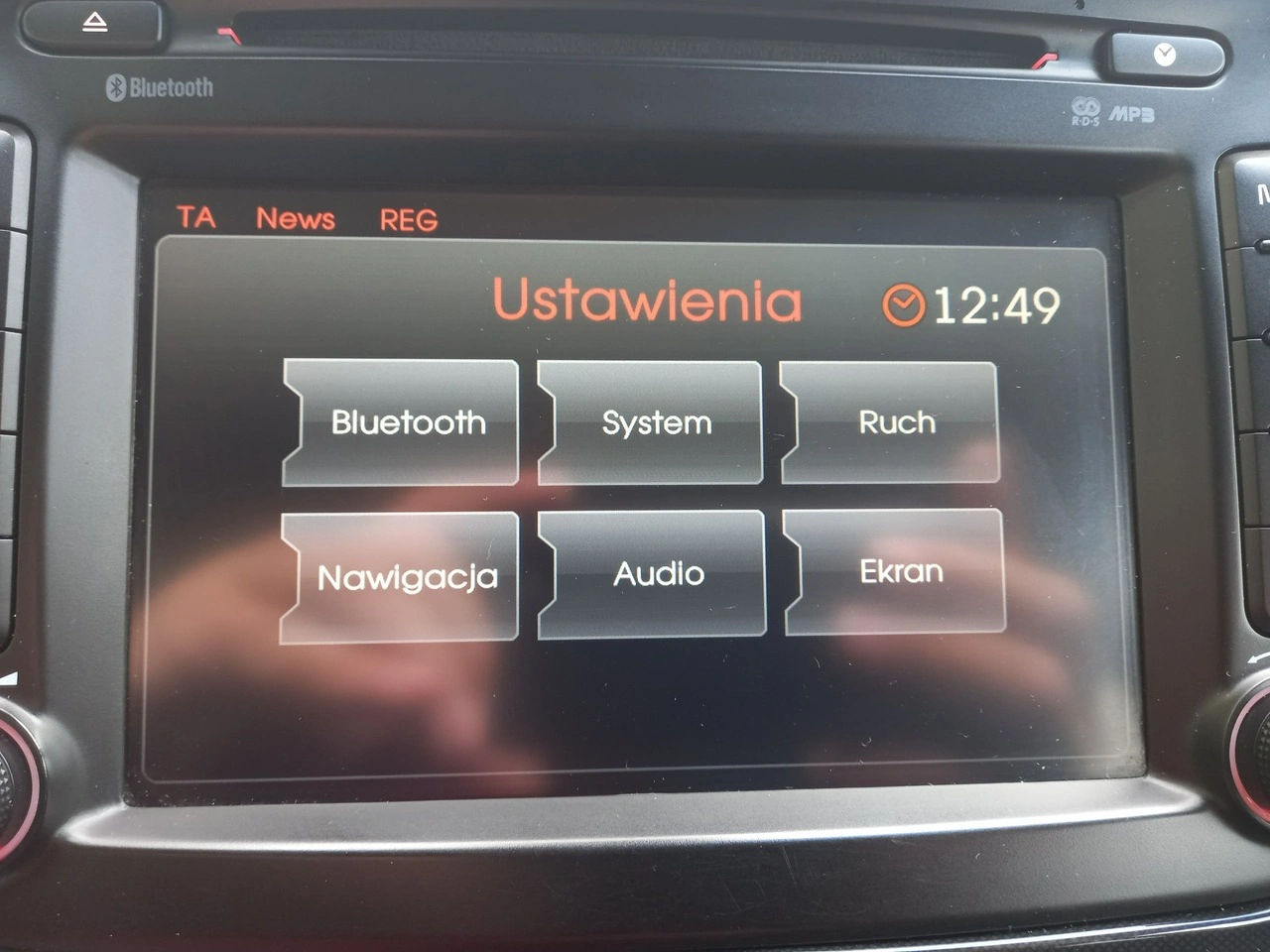 Kia Carens - Zdjęcie 30
