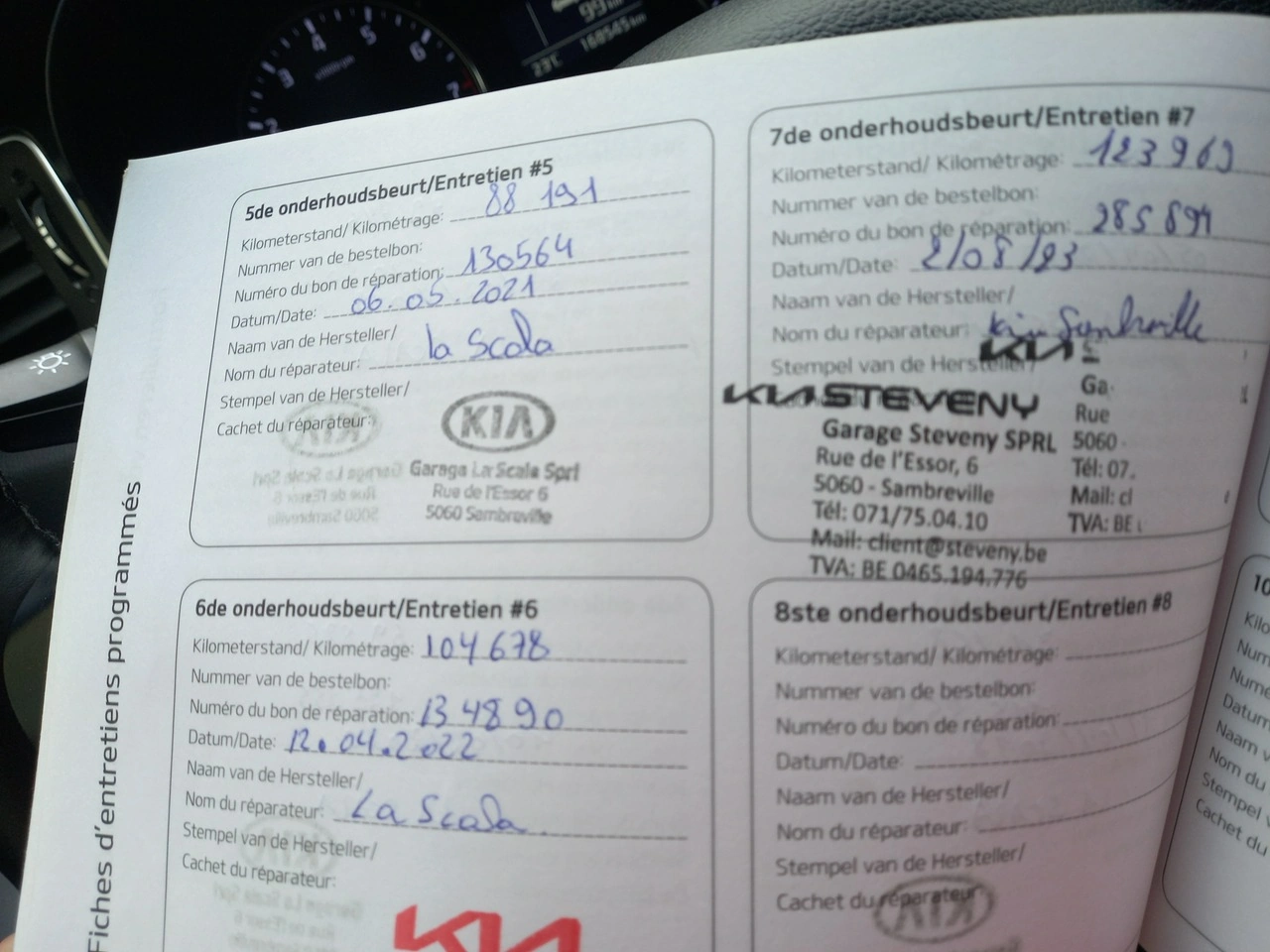 Kia Carens - Zdjęcie 33