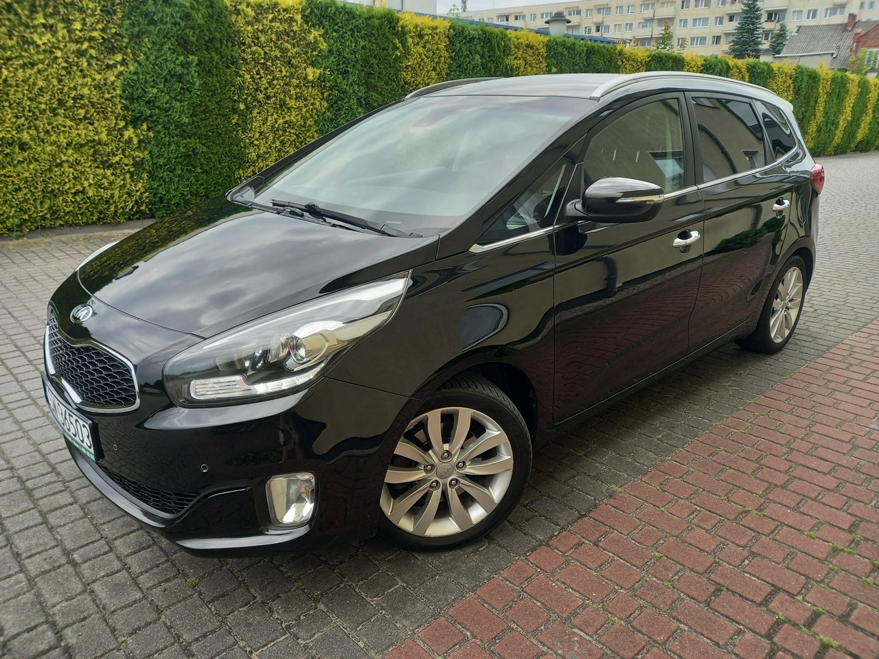 Kia Carens - Zdjęcie 3