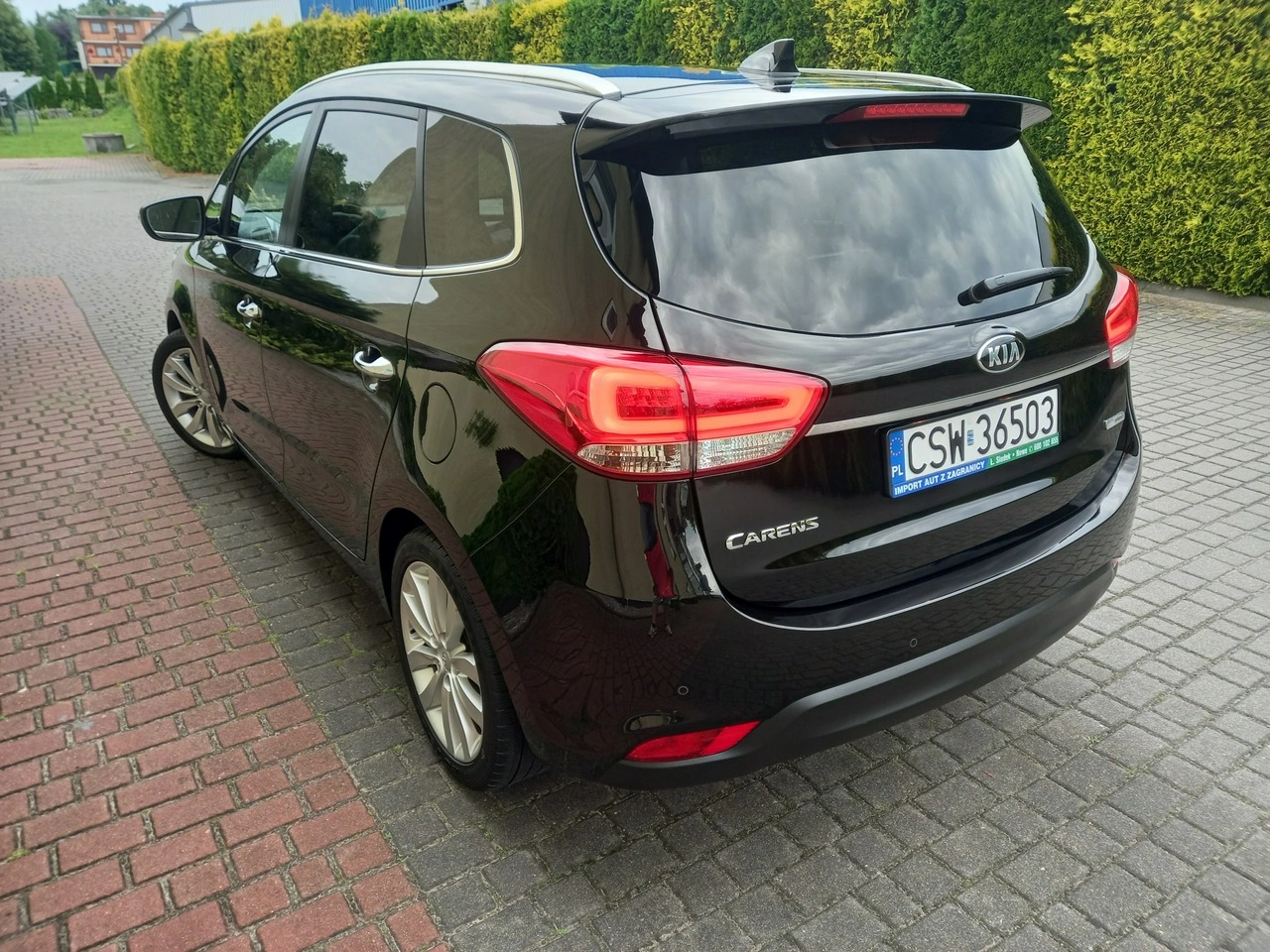 Kia Carens - Zdjęcie 7