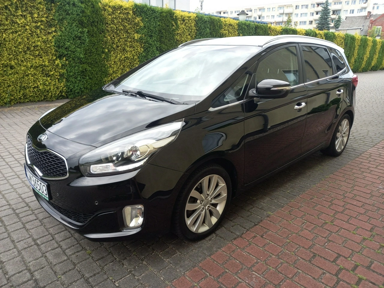 Kia Carens - Zdjęcie 8