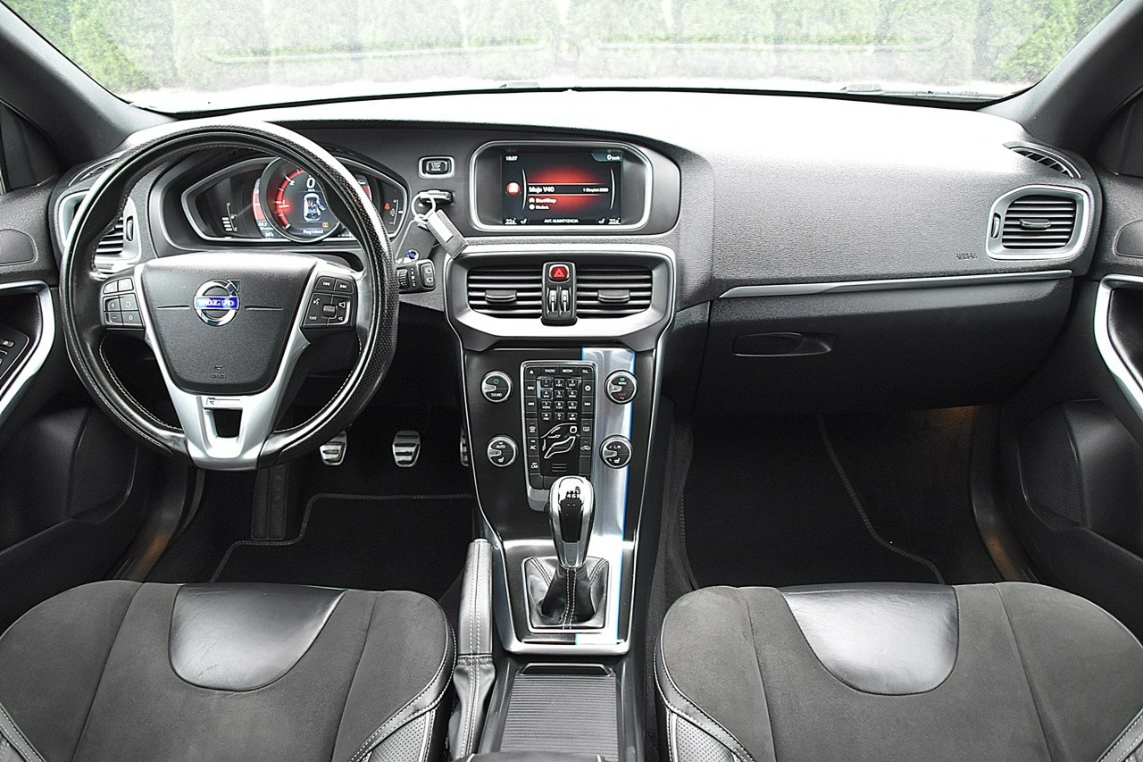 Volvo V40 - Zdjęcie 11
