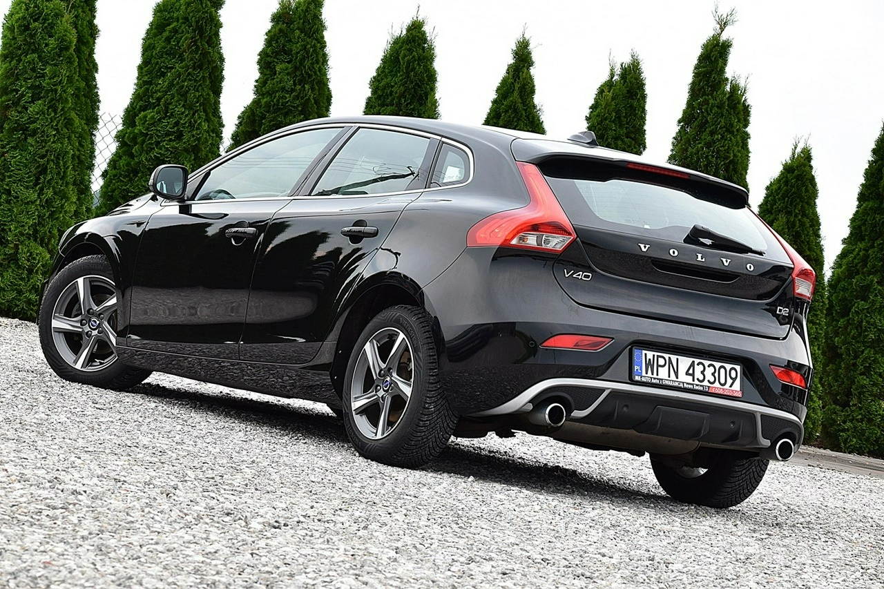 Volvo V40 - Zdjęcie 22
