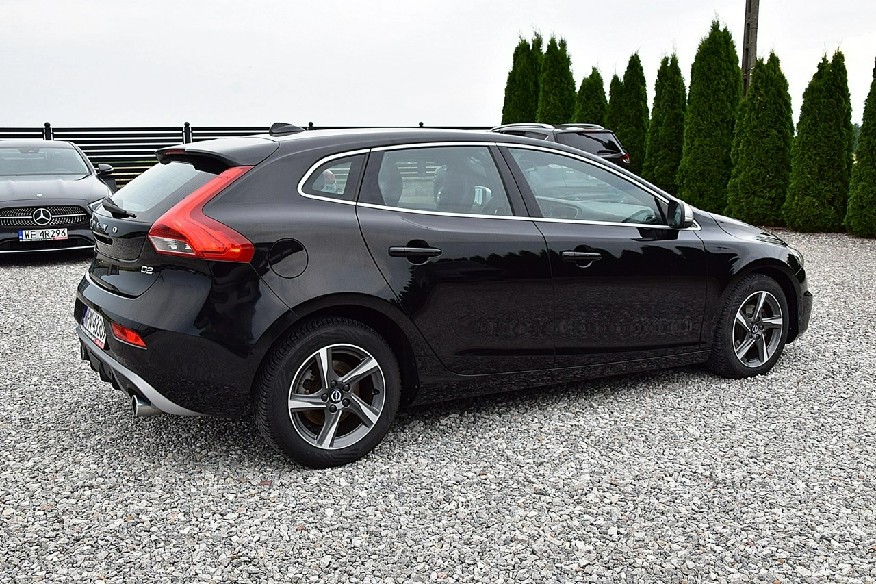 Volvo V40 - Zdjęcie 26