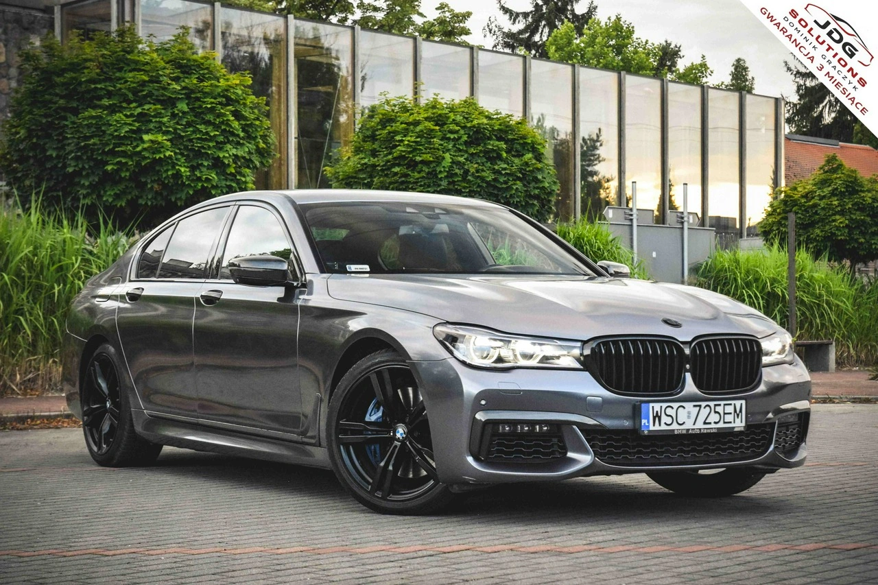 BMW 750 - Zdjęcie 1