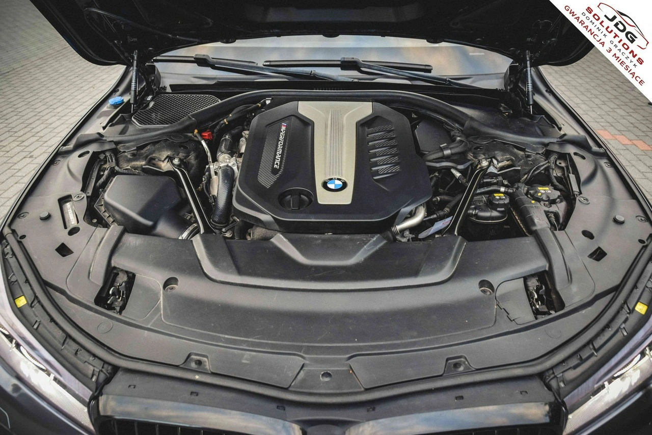 BMW 750 - Zdjęcie 32