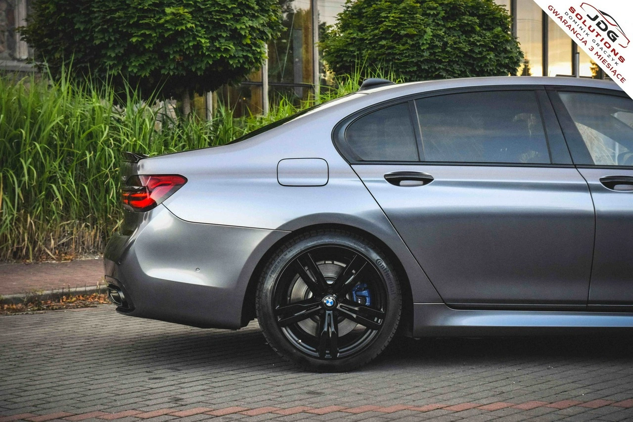 BMW 750 - Zdjęcie 8