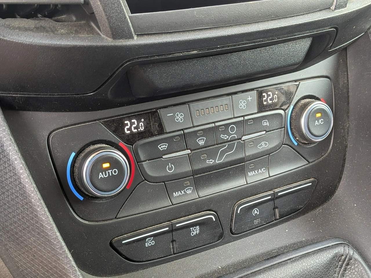 Ford Transit Connect - Zdjęcie 16