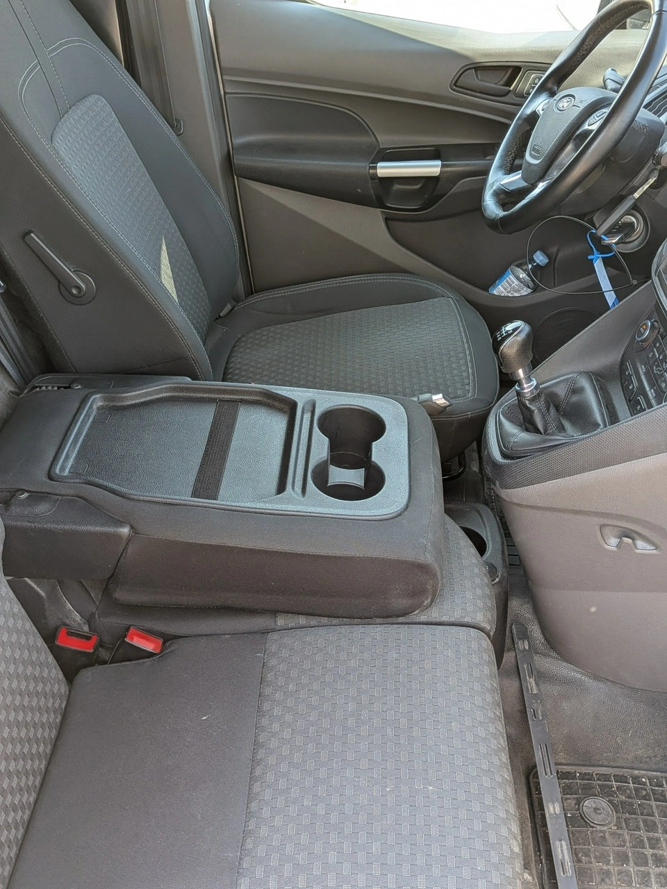 Ford Transit Connect - Zdjęcie 18