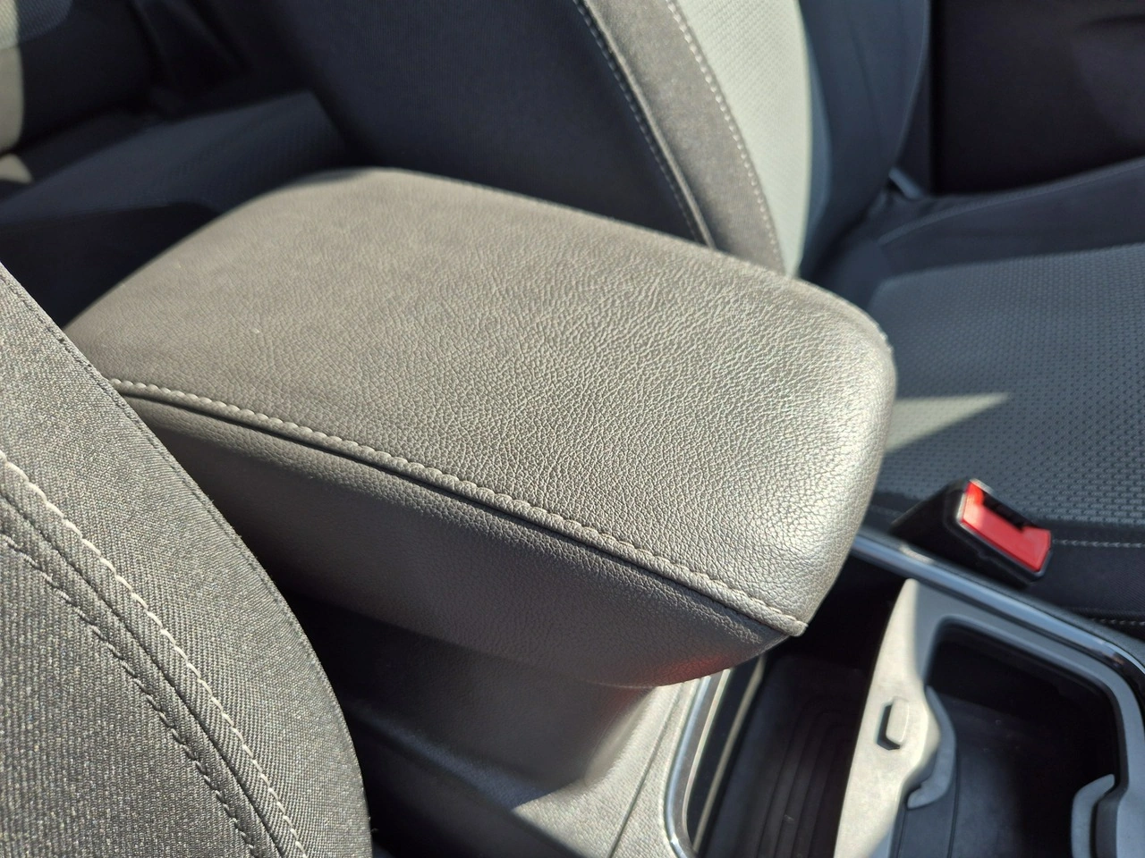 Opel Grandland X - Zdjęcie 28