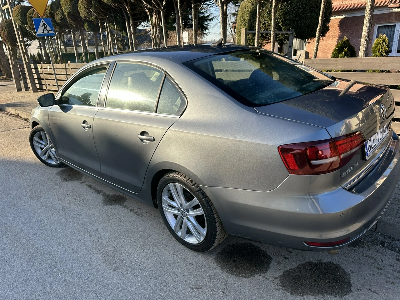 Volkswagen Jetta - Zdjęcie 4