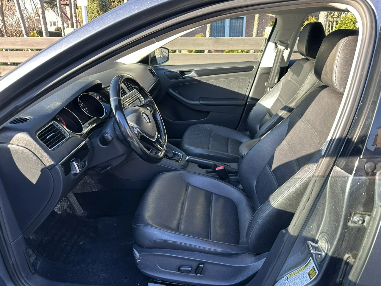 Volkswagen Jetta - Zdjęcie 7