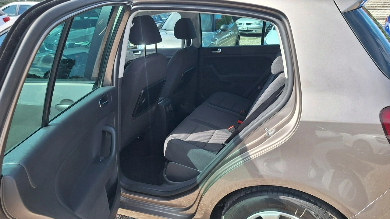 Volkswagen Golf Plus - Zdjęcie 9