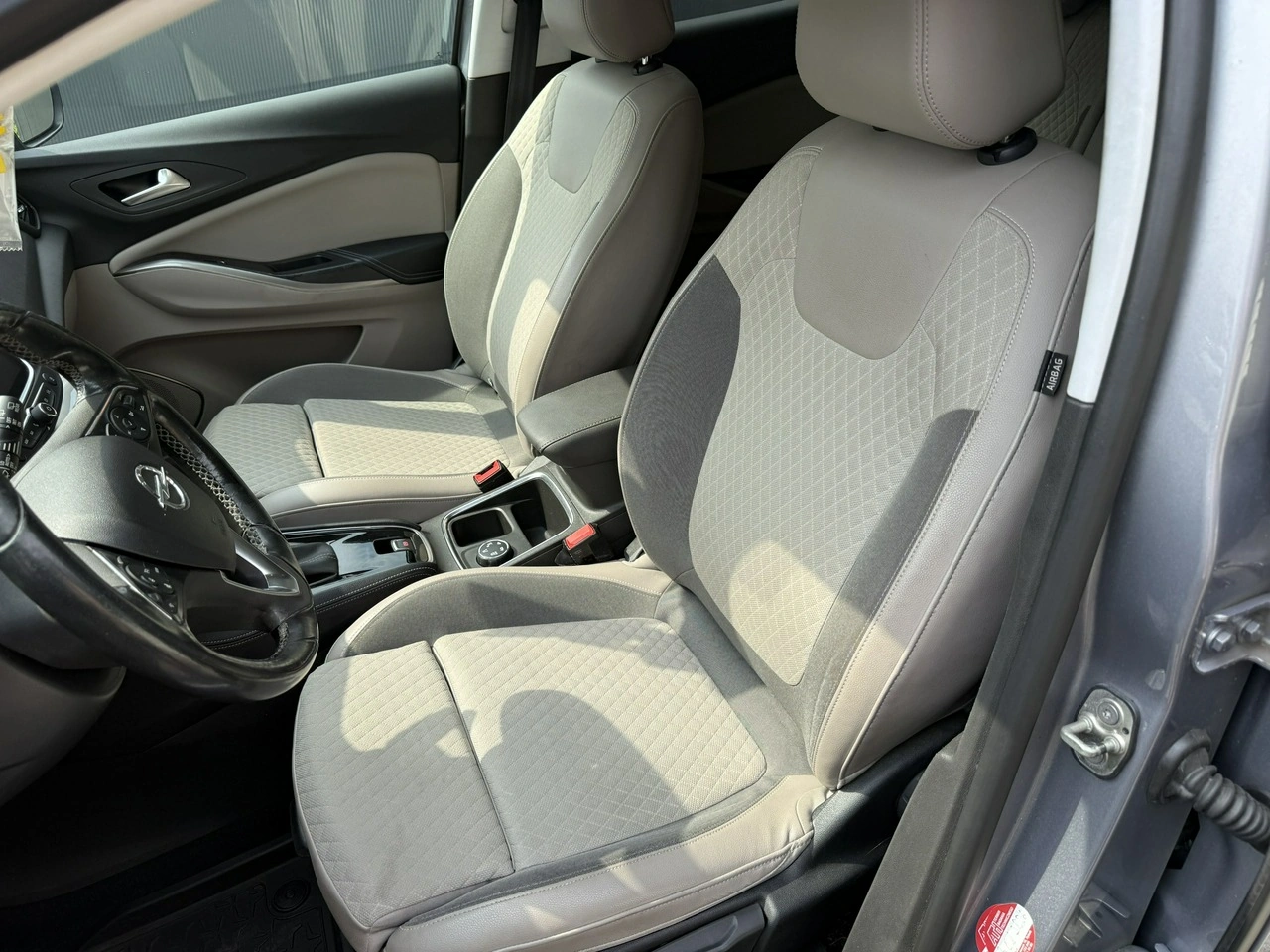 Opel Grandland X - Zdjęcie 11