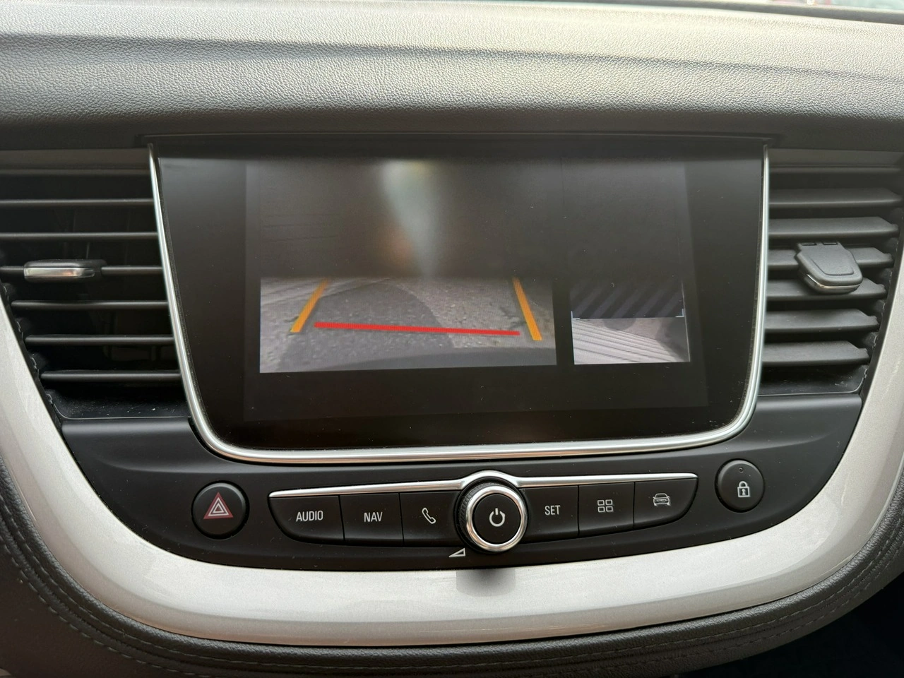 Opel Grandland X - Zdjęcie 27