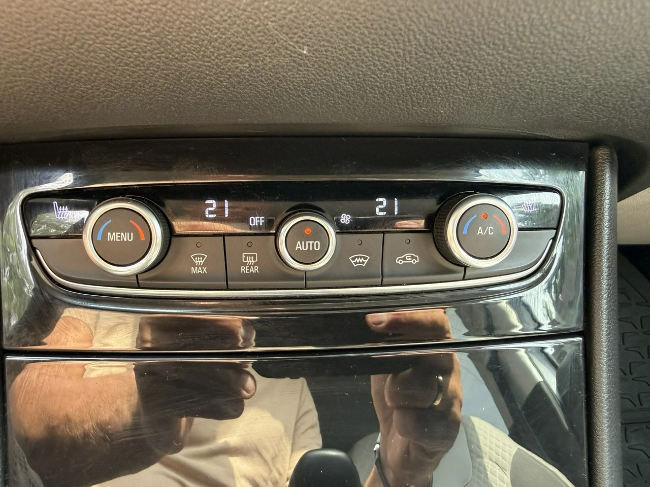 Opel Grandland X - Zdjęcie 29