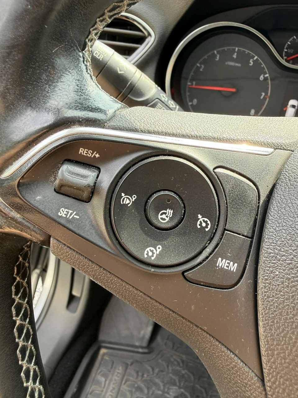 Opel Grandland X - Zdjęcie 31