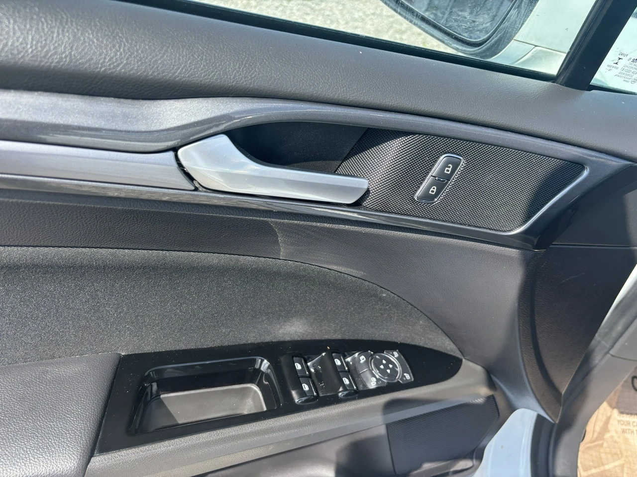 Ford Mondeo - Zdjęcie 16