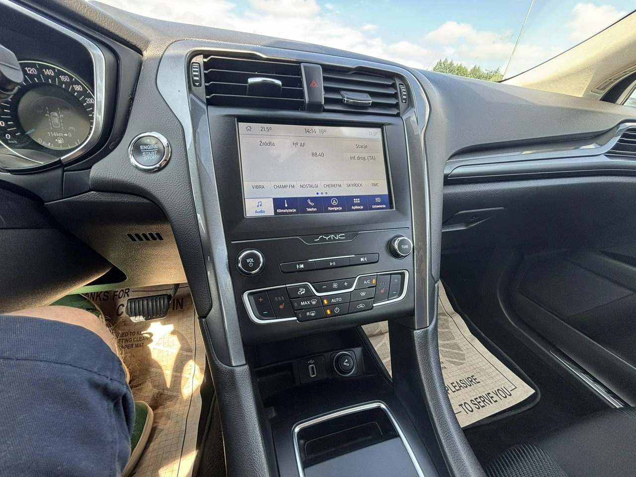 Ford Mondeo - Zdjęcie 24