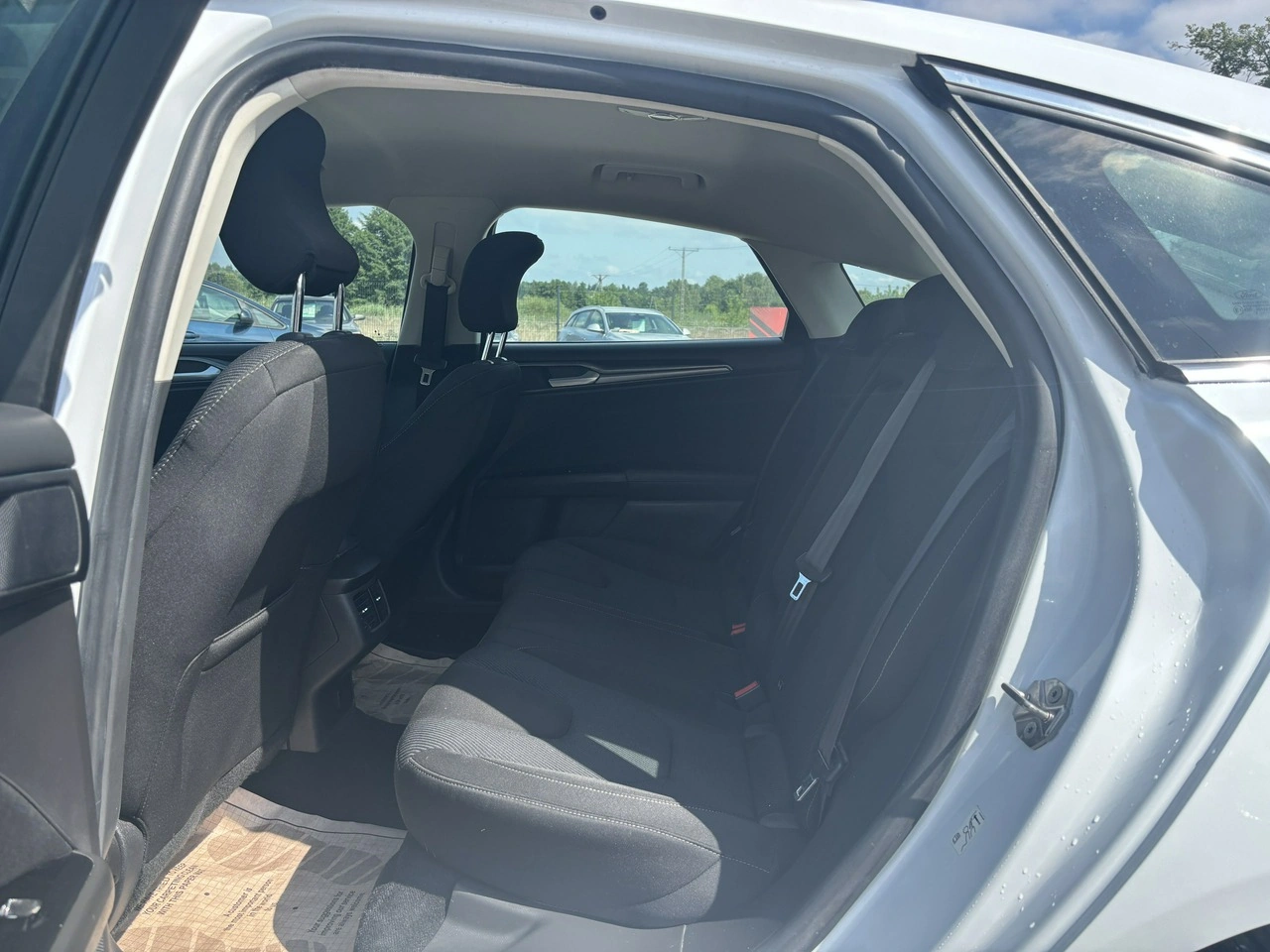 Ford Mondeo - Zdjęcie 30