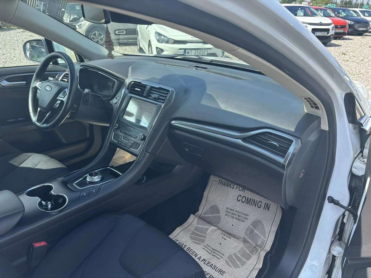Ford Mondeo - Zdjęcie 36