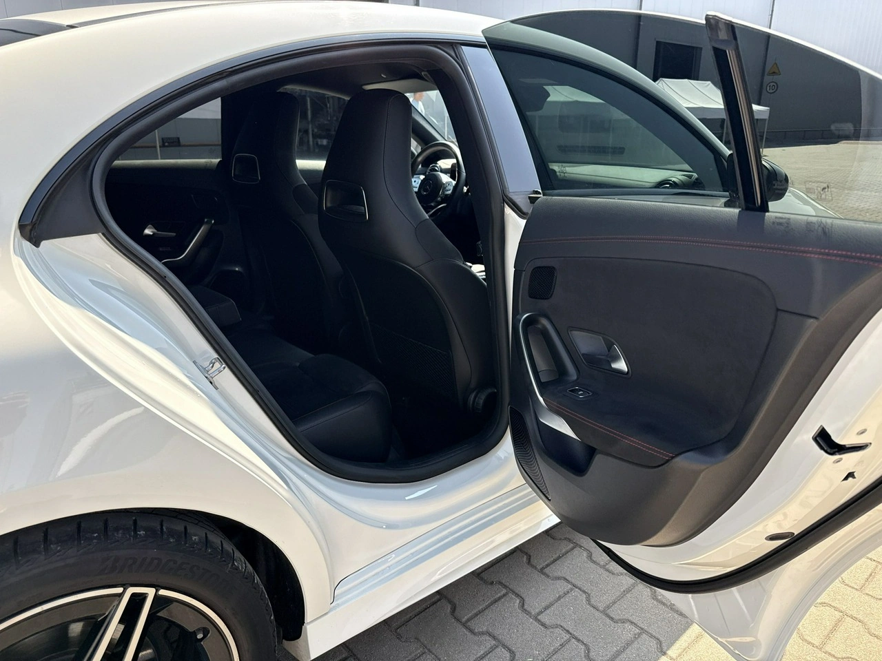 Mercedes CLA 200 - Zdjęcie 17