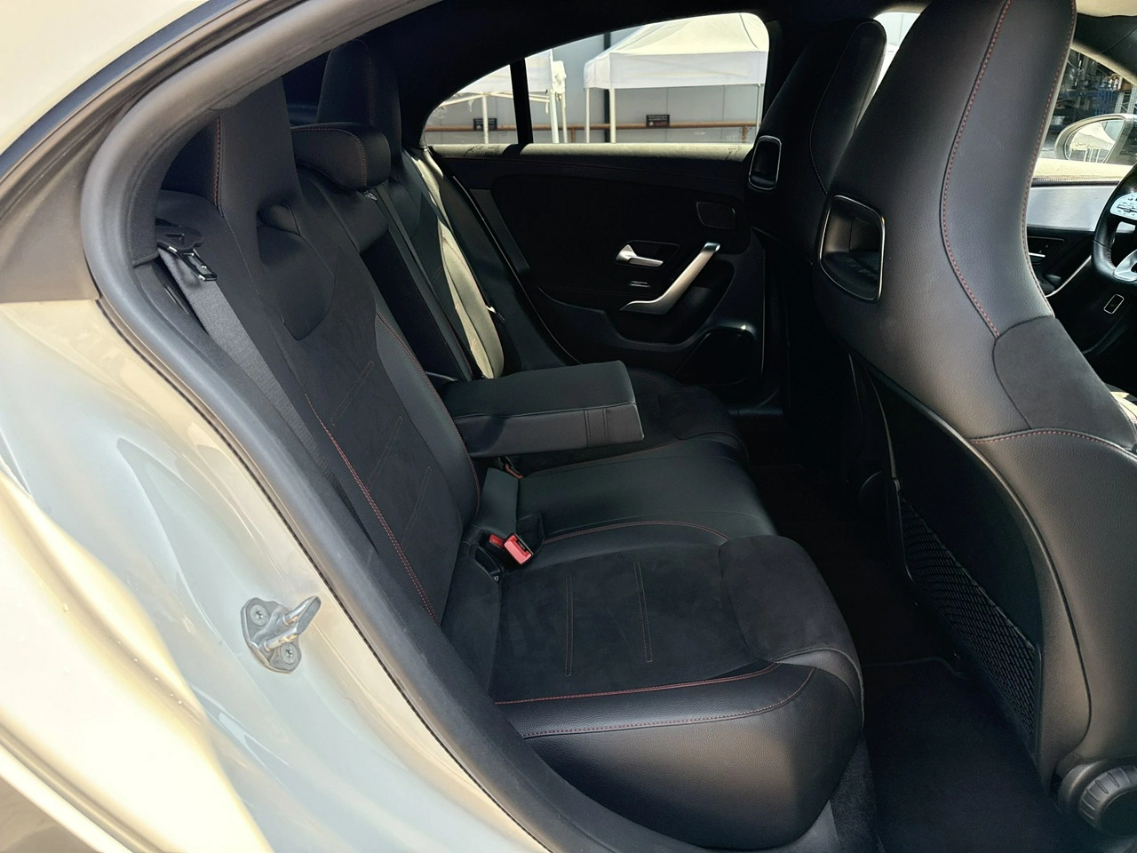Mercedes CLA 200 - Zdjęcie 18