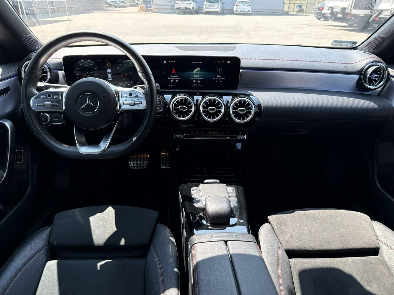 Mercedes CLA 200 - Zdjęcie 22