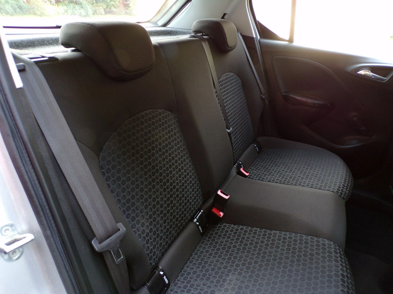 Opel Corsa - Zdjęcie 16
