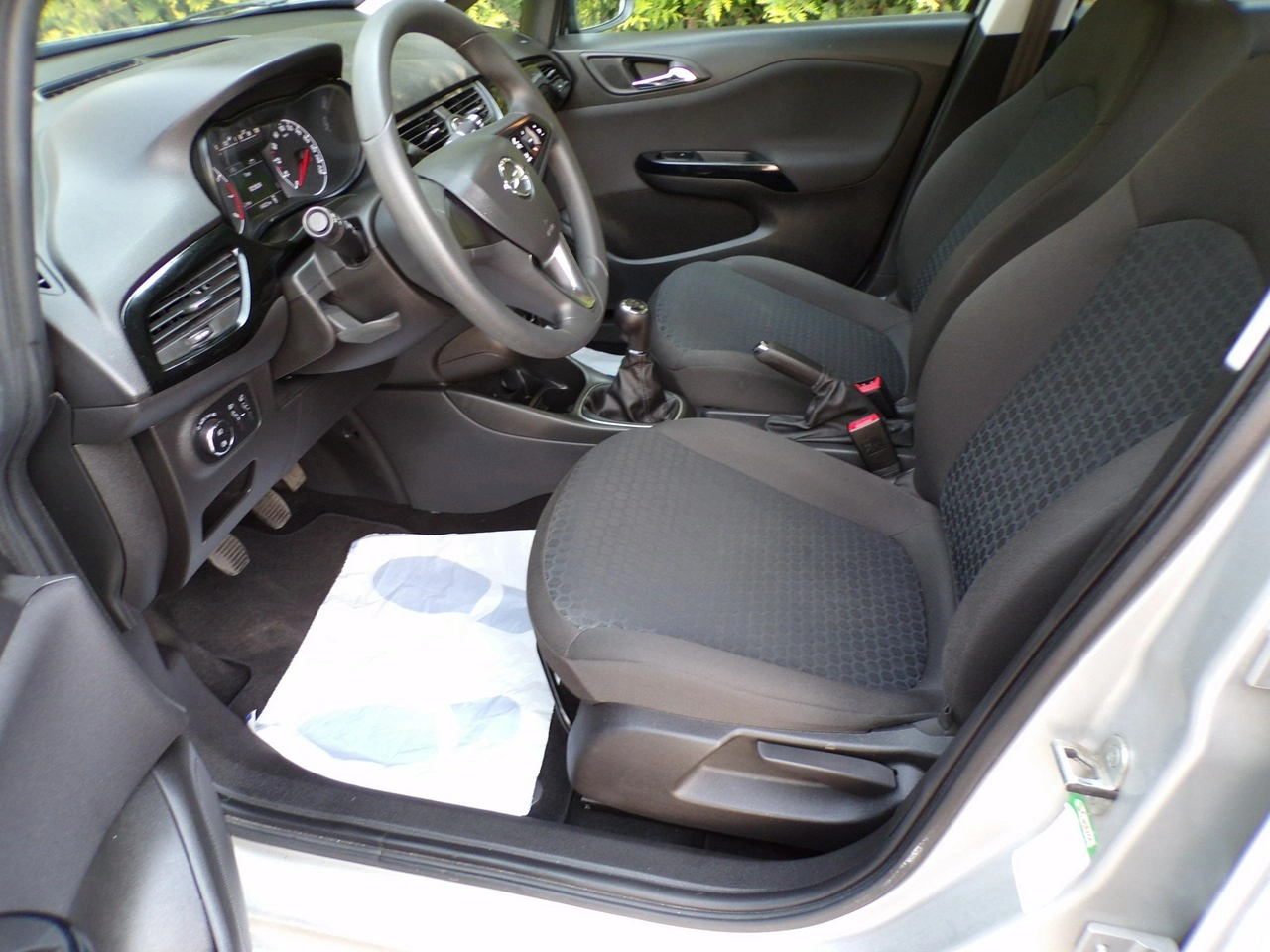 Opel Corsa - Zdjęcie 26