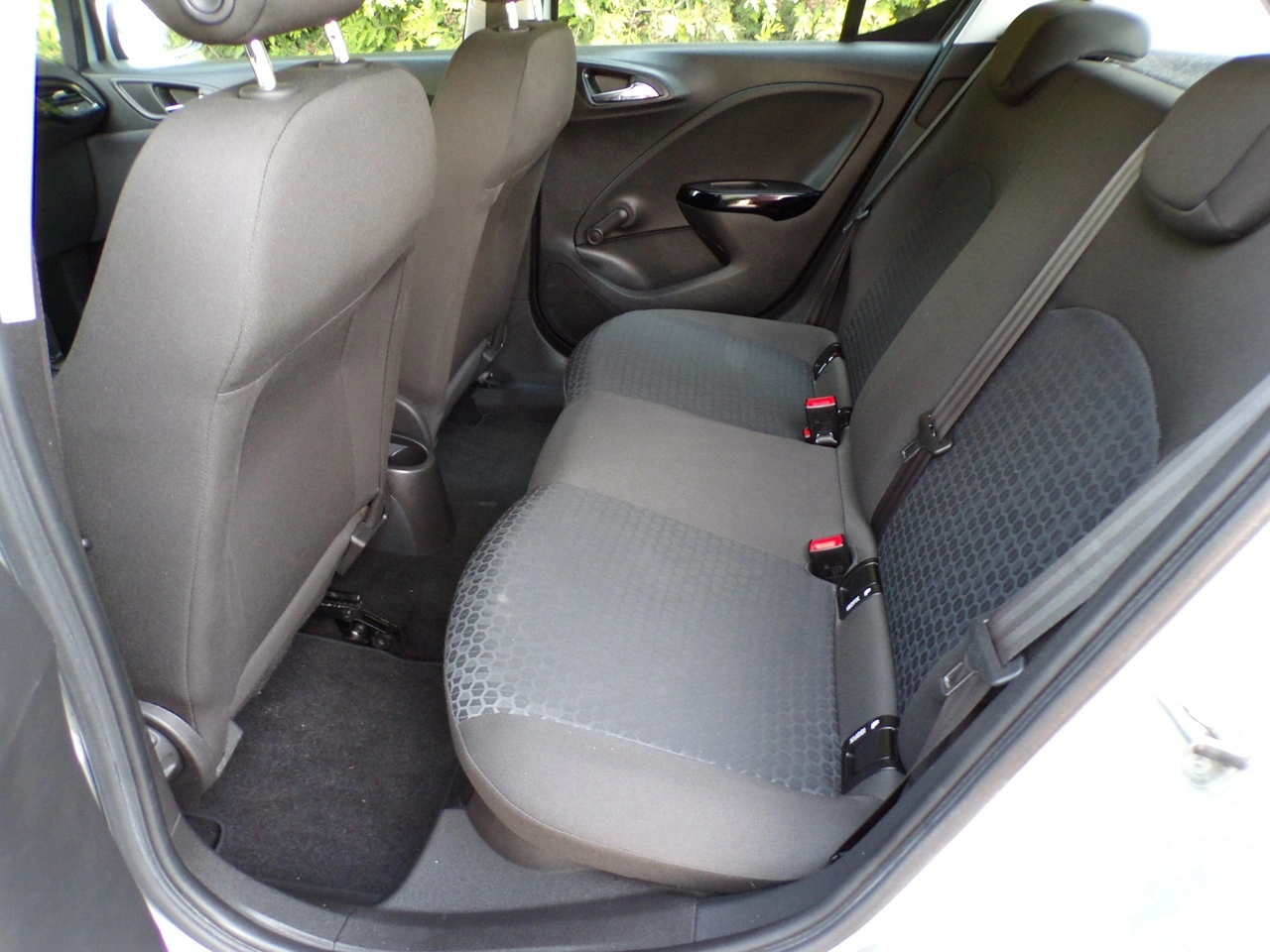 Opel Corsa - Zdjęcie 29