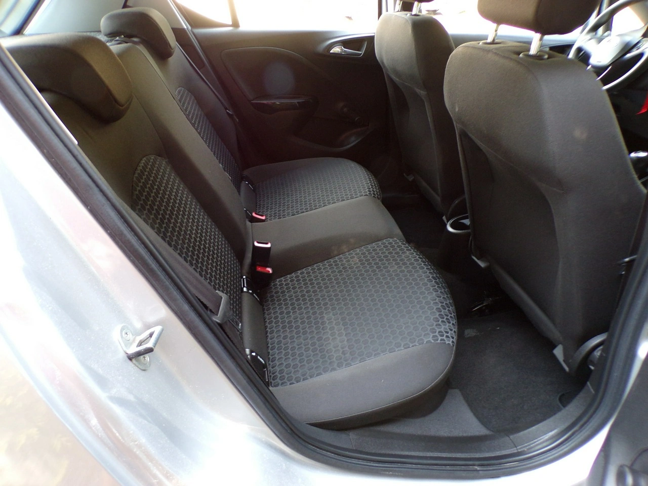 Opel Corsa - Zdjęcie 33